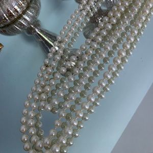 White and pink Pearl necklace set of 2